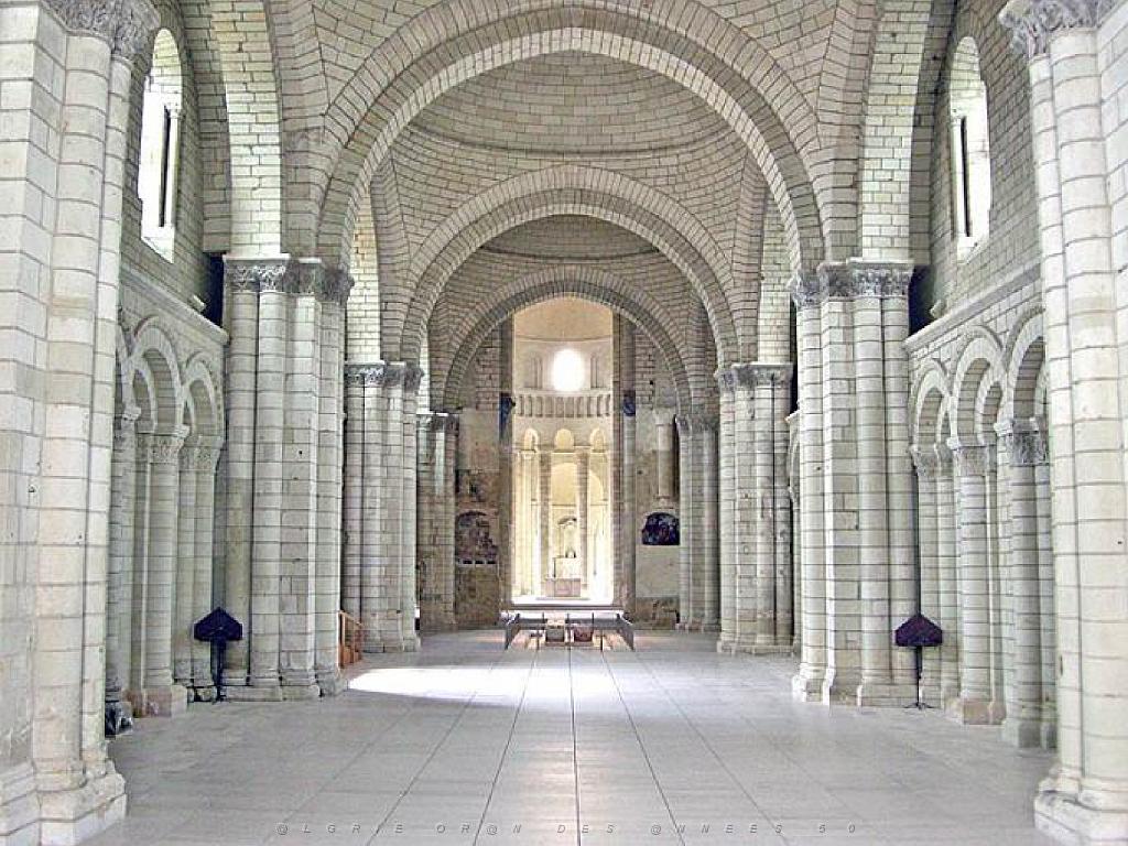 149 ABBAYE DE FONTREVRAUD_000017.jpg